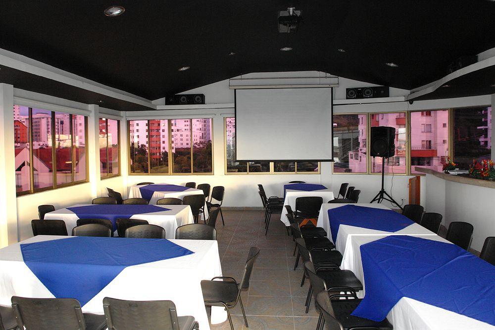 Top Deck Hotel بيريرا المظهر الخارجي الصورة