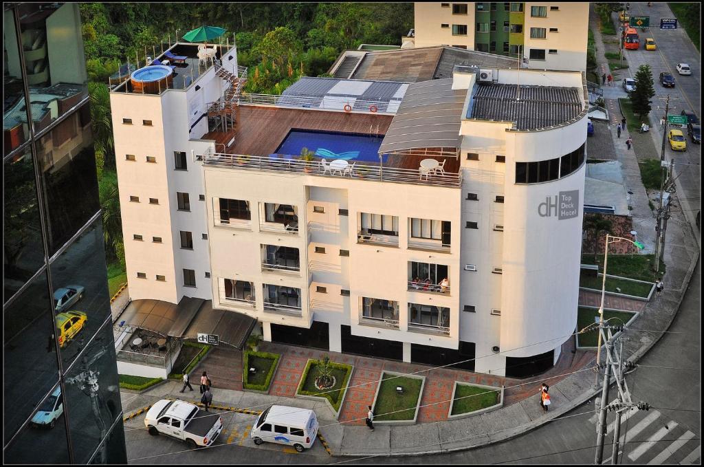 Top Deck Hotel بيريرا المظهر الخارجي الصورة