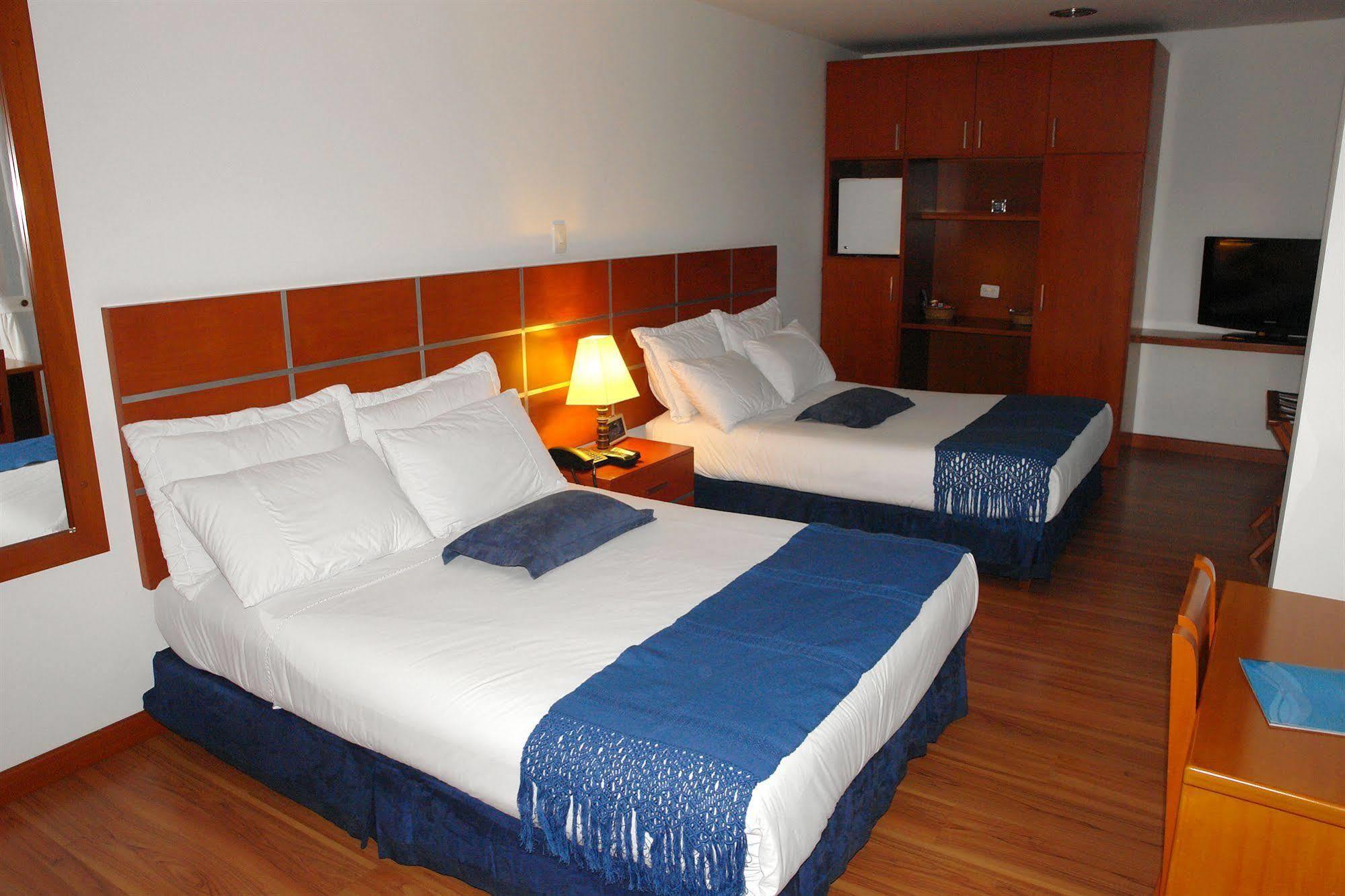 Top Deck Hotel بيريرا المظهر الخارجي الصورة