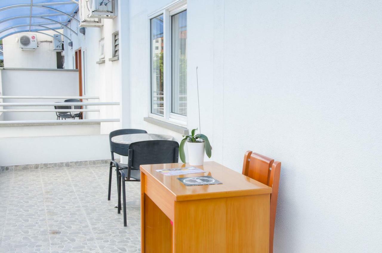 Top Deck Hotel بيريرا المظهر الخارجي الصورة