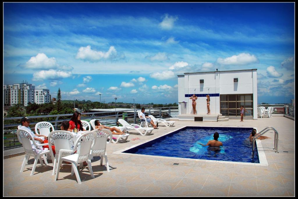 Top Deck Hotel بيريرا المظهر الخارجي الصورة